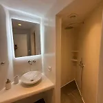 بيت للعطل Maison Blanche *